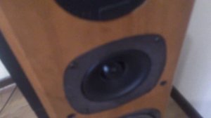 Фронтальная акустика под дипольную систему KEF iQ8ds