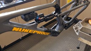 HOPE TECH 4 V4 BRAKE INSTALL - 220MM STOPPERS