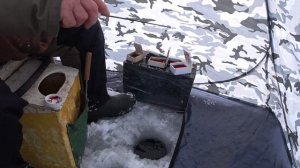 Поиск Окуня в глухозимье. Ловля на Мормышку.