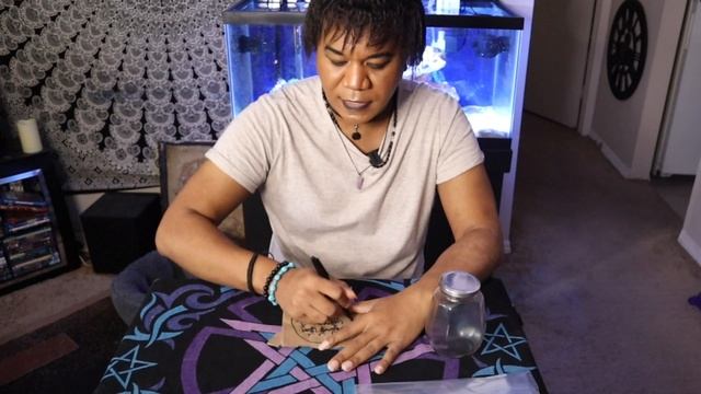 LOVE BINDING SPELL смотреть онлайн