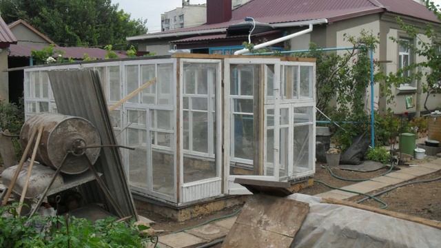 Теплица из старых оконных рам смотреть онлайн
