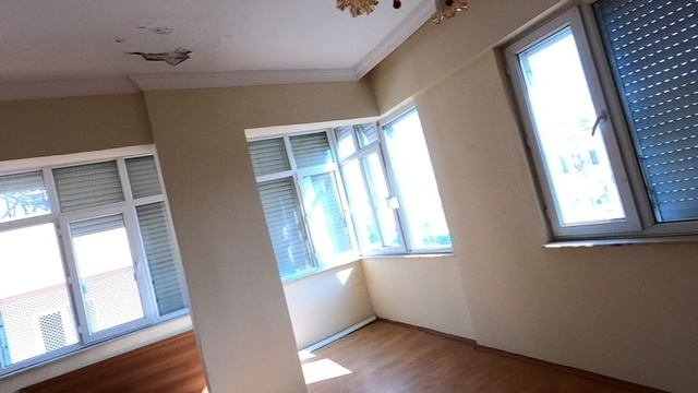 Ужасная квартира в центре Анталии. Мы не хотели бы тут жить!!