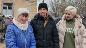 Поселок Школьное в Крыму выходит провожать ребят на фронт