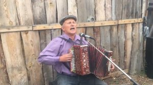 Юрий Лоза - Над деревней Клюевкой