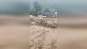Наводнение во Вьетнаме в центральных провинциях Нгеан и Хатинь