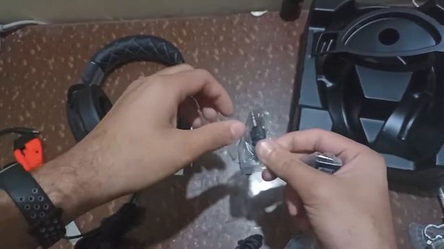 CORSAIR HS60 PRO UNBOXING смотреть онлайн