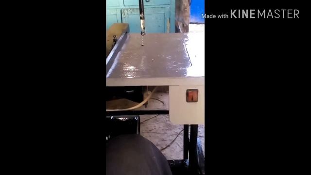 Лобзиковый станок из швейной машинки.Самоделки в гараже. смотреть онлайн