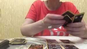 Крестовый король♣️и бубновая дама♦️дама что происходит у их в доме именно сейчас❓?????