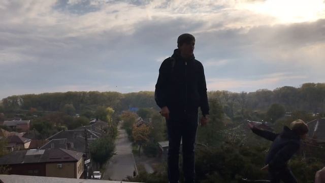 А ну валите отсюда! Эрвин Миден, оригинальный черниговский экскурсовод!