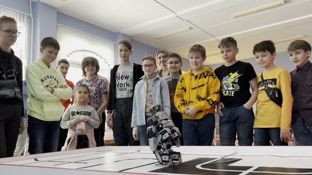 Дебют танцующего робота