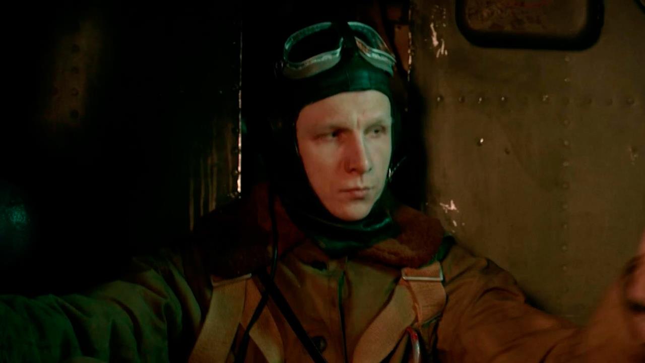 В Москве состоялся спецпоказ фильма о подвиге советских летчиков "Крылья над Берлином"