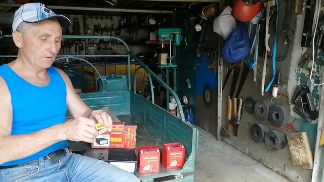 Мотоцикл Скаут-3. Очередная замена аккумулятора, косяк в фаре смотреть онлайн