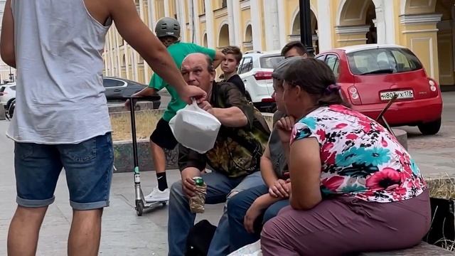 НАКОРМИЛ 50 БЕЗДОМНЫХ - ПОМОЩЬ ЛЮДЯМ!