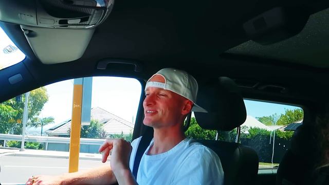 I BUILT A SECRET MAKEUP ROOM TO SURPRISE MY SISTER w/The Norris Nuts смотреть онлайн