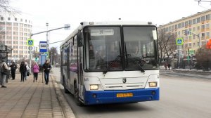 Автобус НефАЗ-5299-20-32 борт. №1841 маршрут №28 на остановке "Оперный театр"