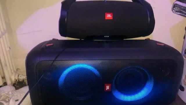 How to? connect JBL BoomBox to JBL PartyBox 300 portable speaker | Use headphones смотреть онлайн