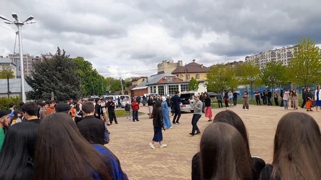 День возрождения Карачаевского народа. Черкесск (2023 год) Зелёный остров смотреть онлайн