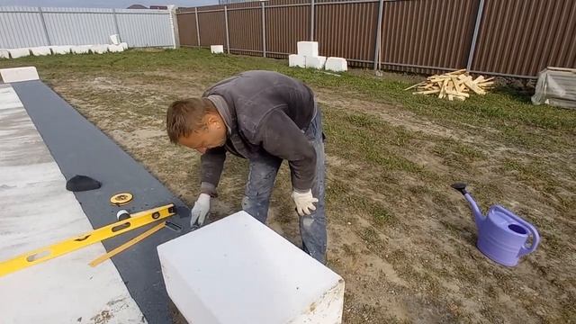 Строительство дома в Твери, серия №4, кладка первого ряда. смотреть онлайн