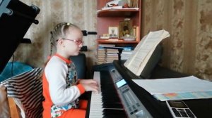 Петушок. Учусь играть на фортепиано