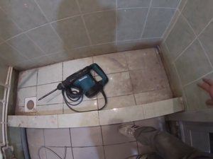 СЛОМАЛ ПОДДОН ИЗ КАФЕЛЯ