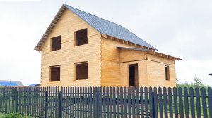 Дом из бруса 8 на 8 в полтора этажа с пристройкой в Выльгорте. Планировка дома от Центр Домостроения