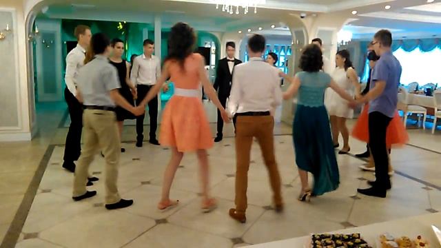 Вальс выпускников смотреть онлайн