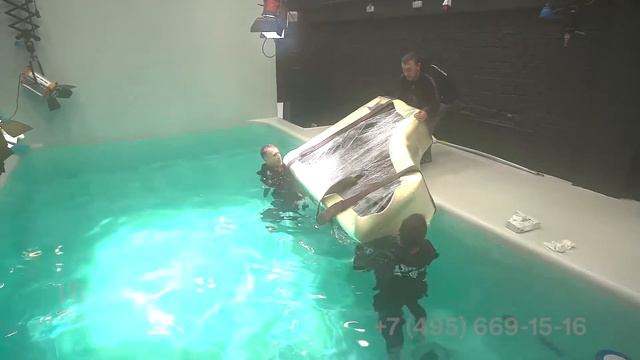 Перевозка рояля со спуском под воду и сборкой под водой смотреть онлайн