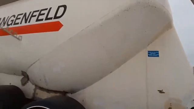 Обзор цементовоза Feldbinder EUT 39,3. Год выпуска 2004. В наличии!