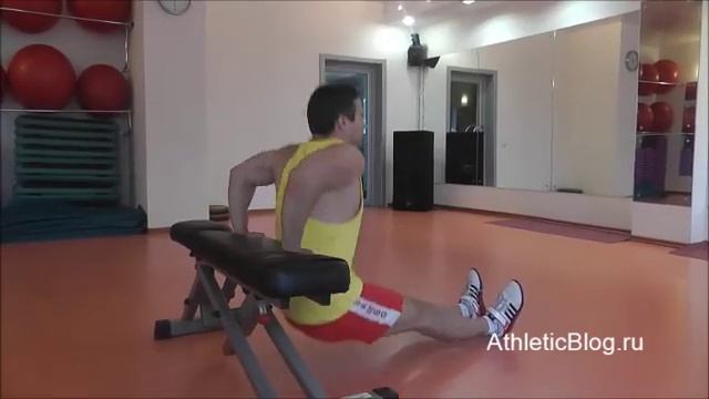 Упражнение для трицепсов. Отжимания от скамьи в упоре сзади. Обучающее видео. смотреть онлайн