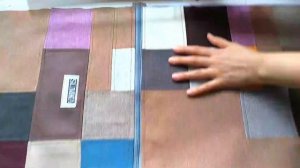 Сумка из образцов мебельного материала.