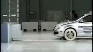 Crash Test 2005 - 2009 Volkswagen Jetta / Bora / Rabbit (Frontal Offset) IIHS