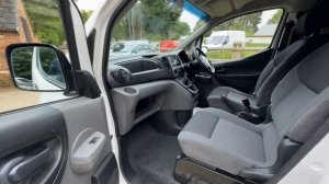 Nissan NV200 Manual