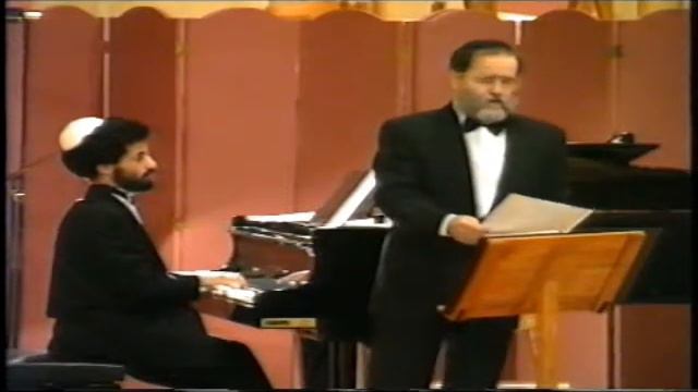 Meyerke performed by Cantor Rav Yaacov Toledano смотреть онлайн