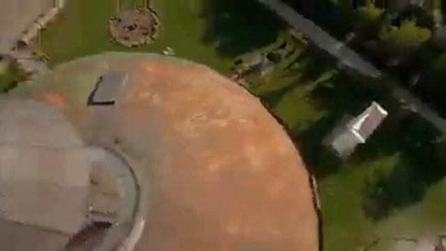 Полет FPV-дрона для киносъемки