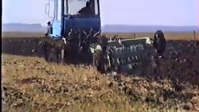 Гусеничные трактора ХТЗ