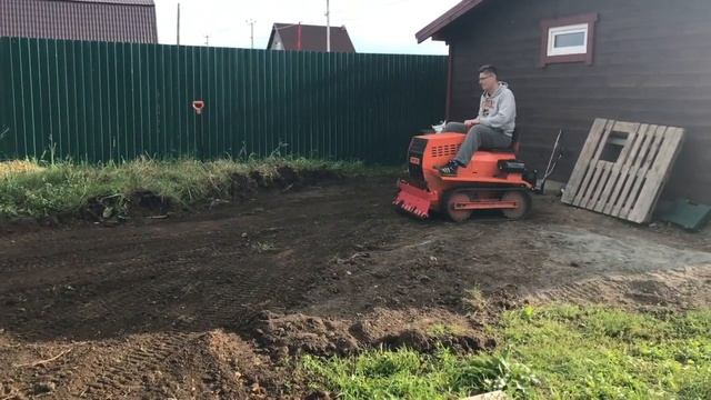 УМ-500. Ровняем участок смотреть онлайн