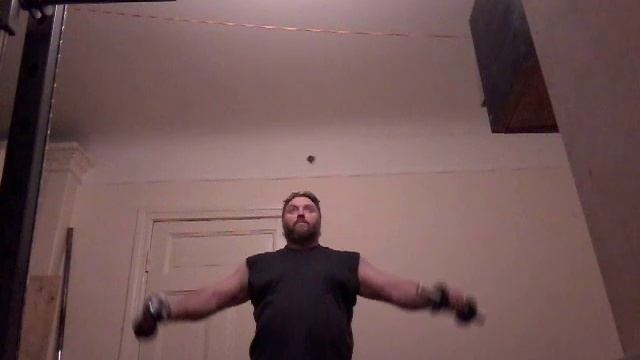 Махи гантелями стоя 2серия 1подход 3кг 51р,Pleci 2sērija 1piegājiens 3kg 51r смотреть онлайн