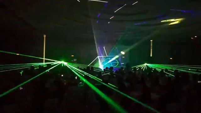 Лазерное шоу на корпоратив