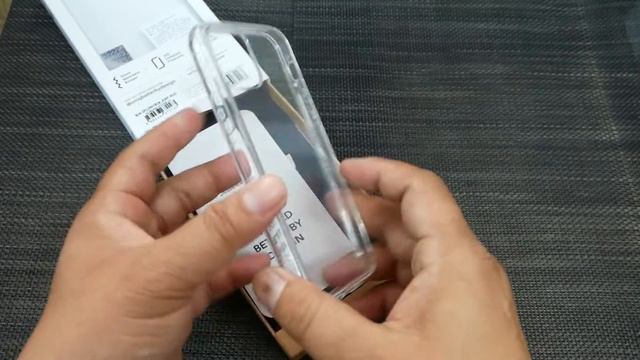 รีวิว เคส Uniq Air Fender สำหรับ iPhone 11 Pro смотреть онлайн