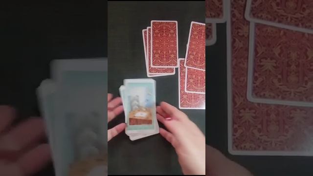 Расклад Таро "Срочное послание для Вас"