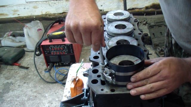 Ремонт двигателя TF Мазда Титан.