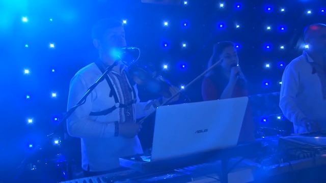 А я в чужім саду. Танці на українському весіллі. Полька смотреть онлайн