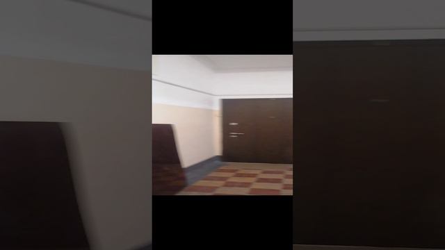 Дом с двойными лестницами