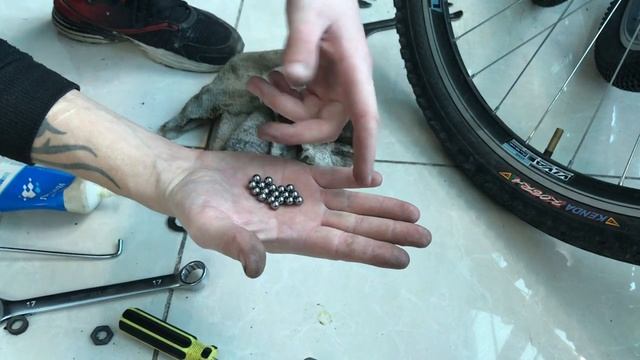 Как смазать втулку не снимая звезд! (ДЛЯ НОВЕЧКОВ) смотреть онлайн