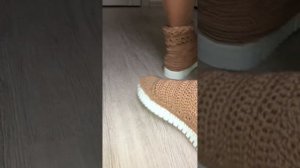 Вязаные полусапожки крючком