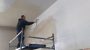 Безвоздушная покраска стен и потолков