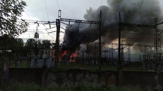 Горит подстанция в Бежице