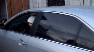 Лайфхак. Убираем вмятину на авто кипятком. Миф или реальность. Запорожская Анна