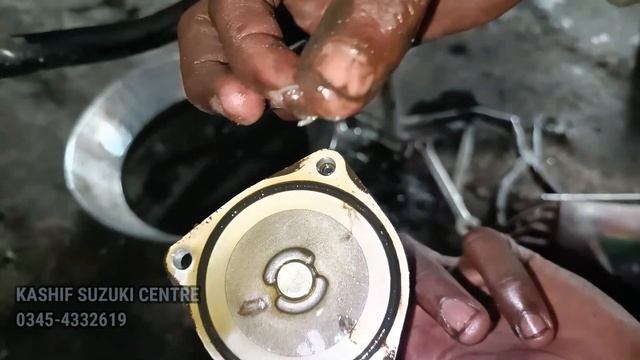 SUZUKI GS 150 MAIN ENGINE OIL BOIT CAP CHANGE VERY EASY AT HOME