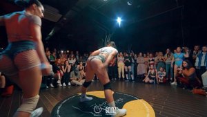 TWERK BATTLE PRO | 1/4 FINAL | Жанна Топильская vs KARMA (win)